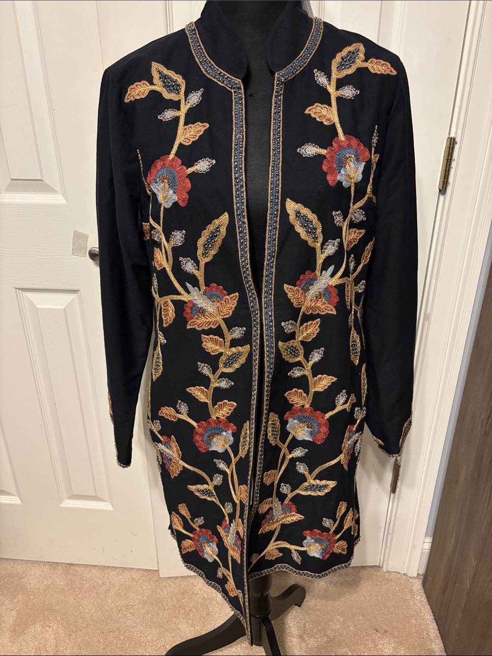 Soft Surroundings Embroidered Open Front Duster